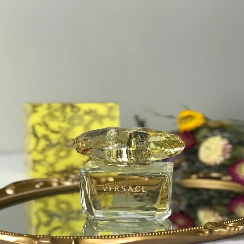 Nước hoa nữ Versace Yellow Diamond mini